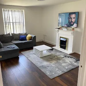 Paradise Apartment London