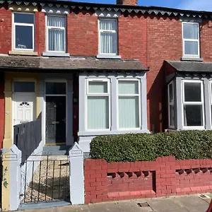 Gorton Holiday home Blackpool